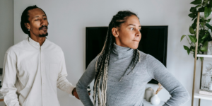 man talking with girlfriend using boundaries journal prompts