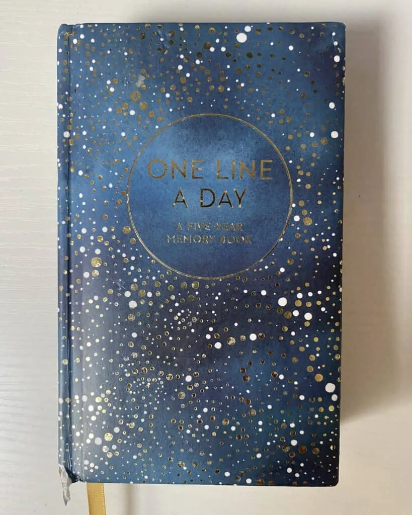 5 year one line a day journal book